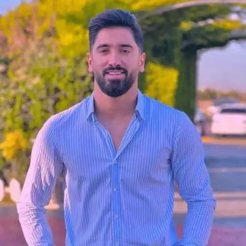 می دلبر چی کاریزما دارنه دلبر